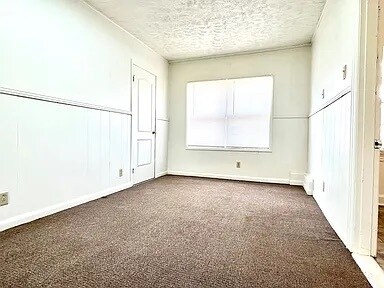 Foto del edificio - 1604 A E 9th St