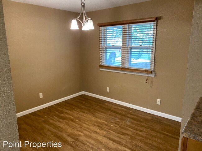 Building Photo - 2 br, 1 bath House - 1201 N Dearborn St