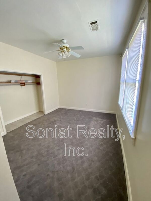 Foto del edificio - 1928 Burdette St