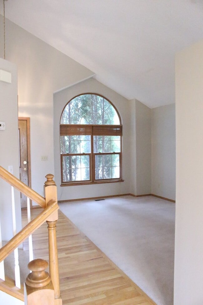 Photo - 8065 Interlaken Dr House