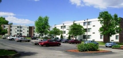 Building Photo - 2001 Washington St