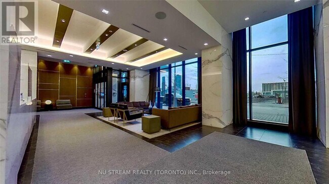 Building Photo - 15 Merchants' Wharf