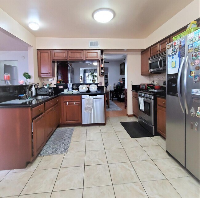 Building Photo - 3693 Light Horse Loop