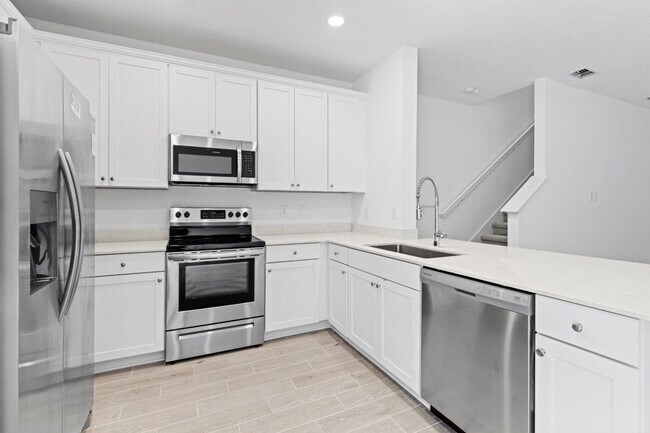 Foto del edificio - 698 NW 126th Terrace