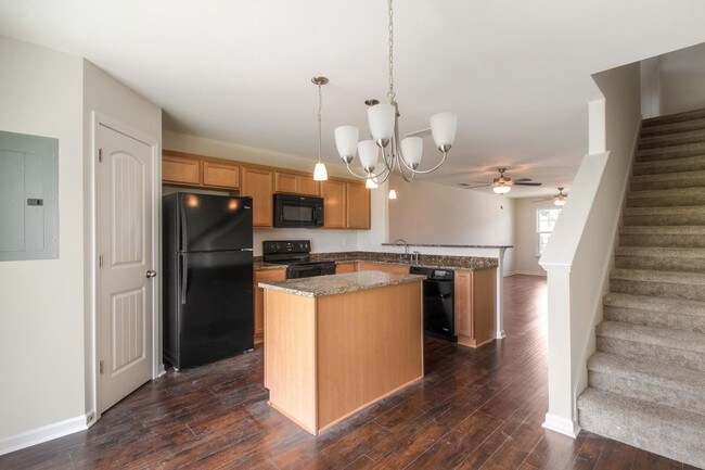 Foto del edificio - 132 Cobblestone Place Drive