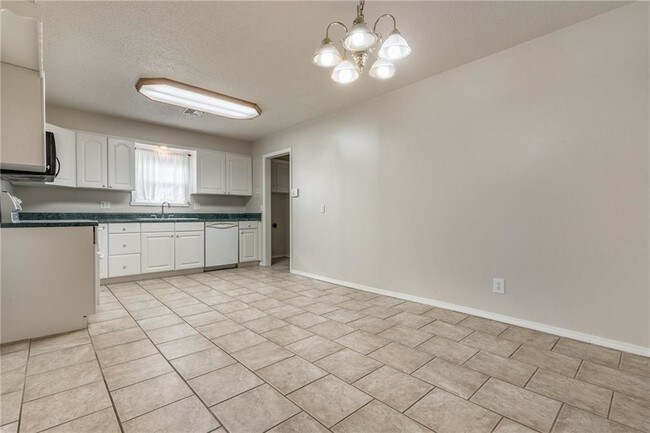 Foto del edificio - 9 Shirley Ln