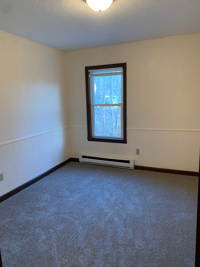 30 Broad St, Hardwick, MA 01031 Townhome Rentals in Hardwick MA