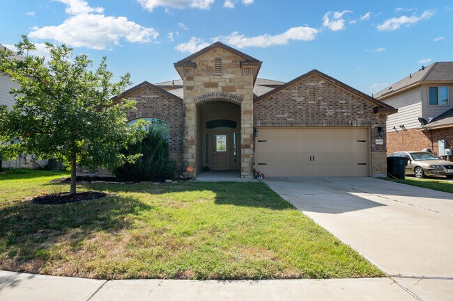 Building Photo - 6800 Mustang Creek Rd