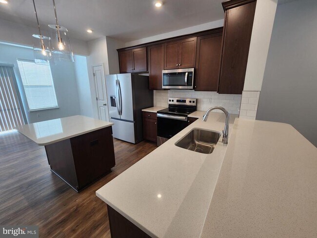 Foto del edificio - 477 Husky Trl