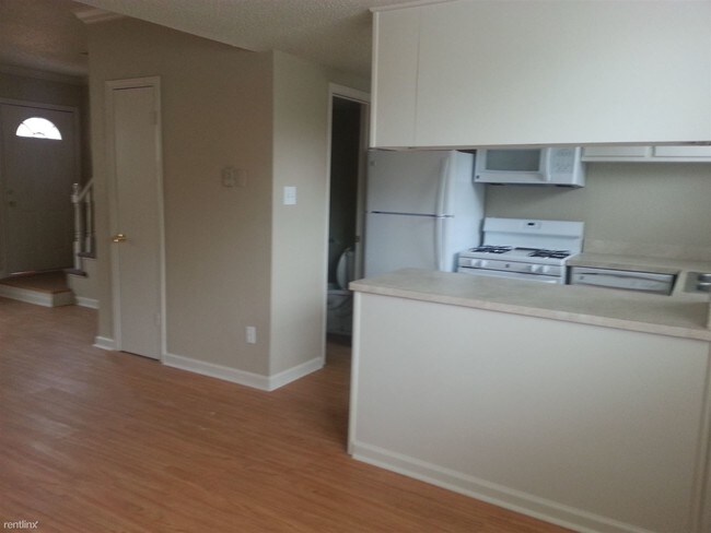 Foto del edificio - 1 br, 1 bath  - 505 E Alexander Ln  Apartment