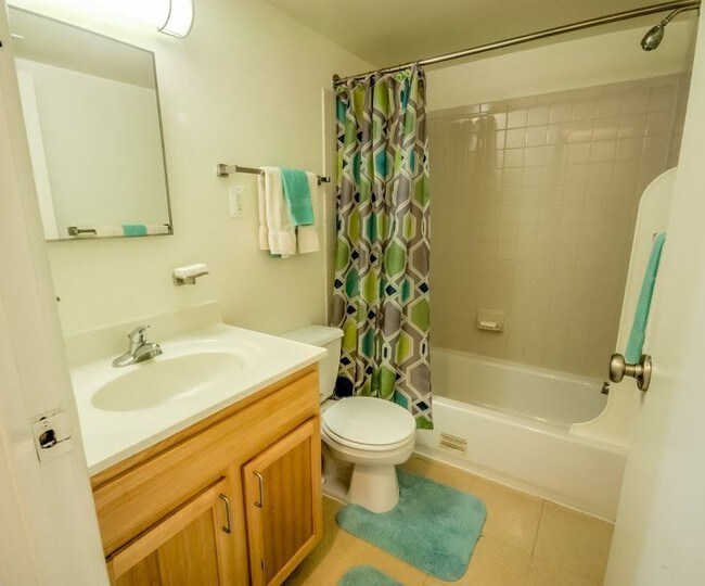 Foxwood Manor Apartments Levittown, PA