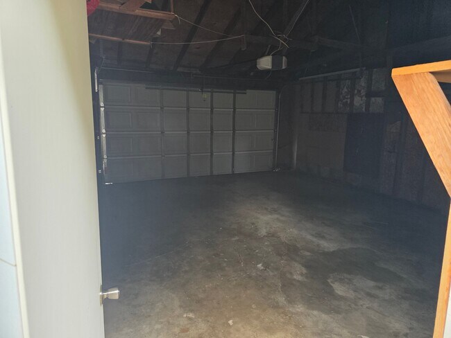 Foto del edificio - 1325 Eastgate Dr