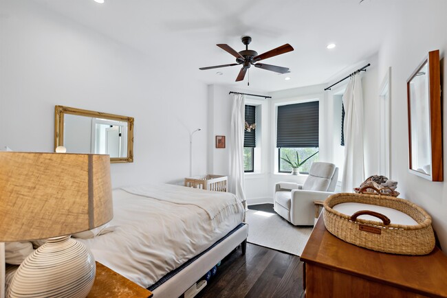 Foto del edificio - 3212 13th St NW