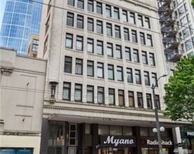 Building Photo - 1519 3rd Ave