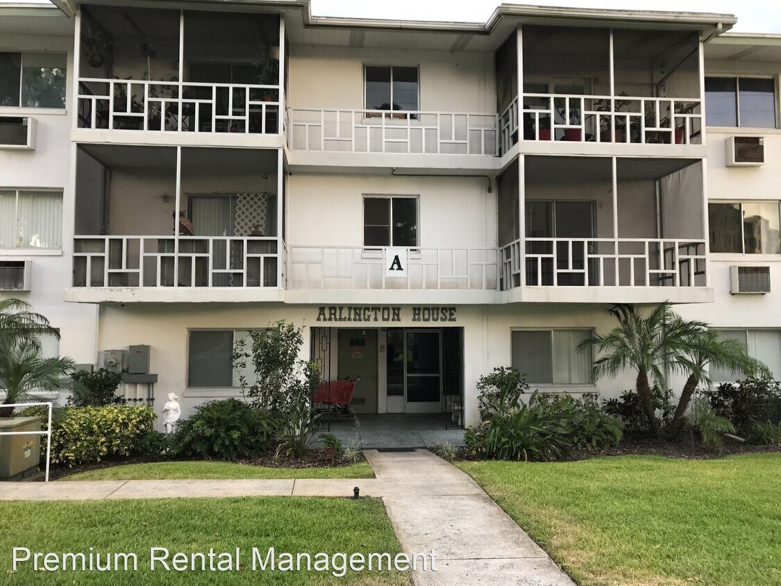 Building Photo - 2 br, 1.5 bath House - 1700 6th St NW #27A