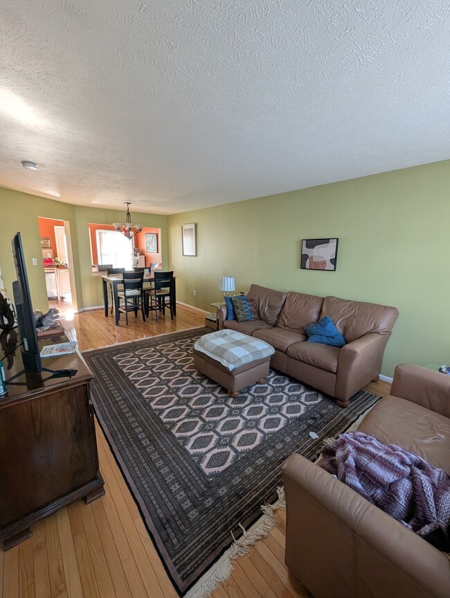 Building Photo - 7988 Copperfield Way