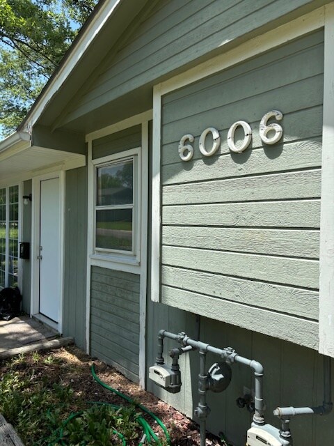 Foto del edificio - 6006 E 152nd St