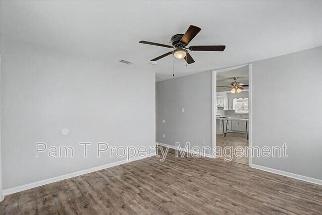 Foto del edificio - 2619-A Livingston Ave.