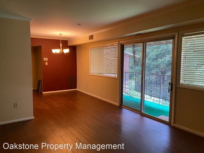 Building Photo - 2 br, 1 bath House - 5616 Crenshaw Rd.  #932