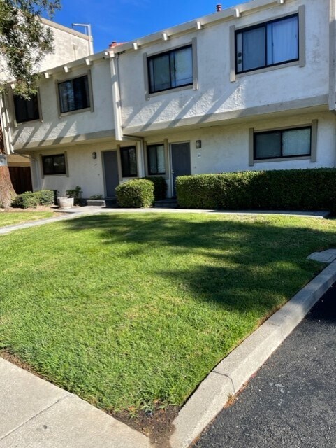 Primary Photo - 1790 Ellis St