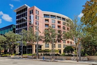 Building Photo - 1901 Post Oak Blvd