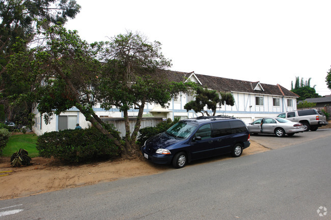 Foto del edificio - Leucadia Shores Apartments