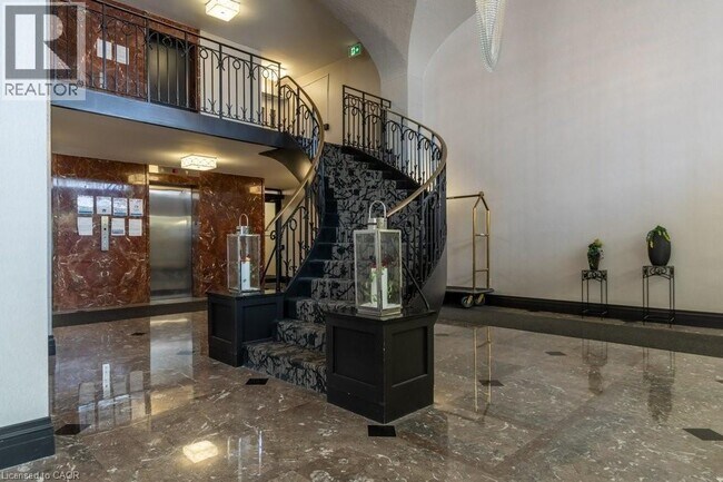 Photo du bâtiment - 500 Green Rd
