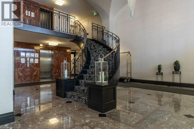 Photo du bâtiment - 500 Green Rd