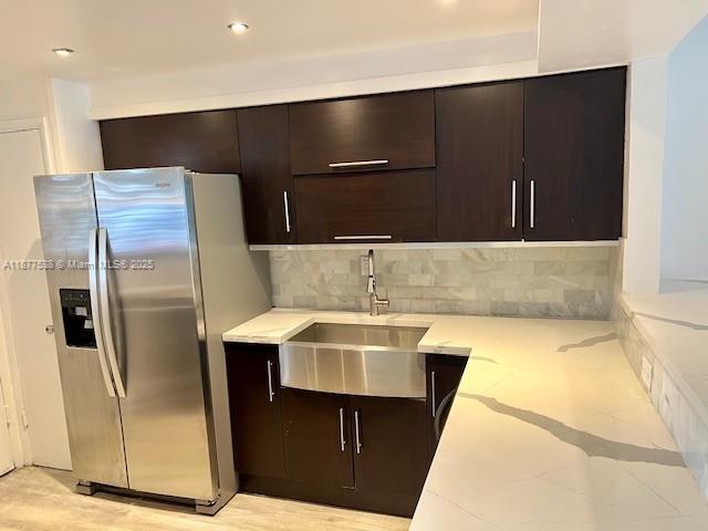 Foto del edificio - 1540 NE 191st St