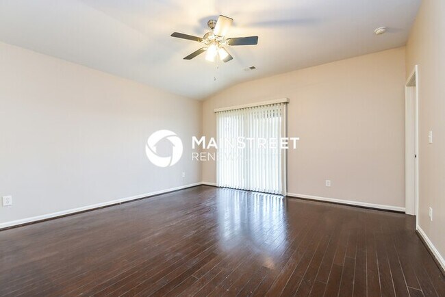 Building Photo - 3 Bedroom Pet-Friendly Home in Calera, AL ...