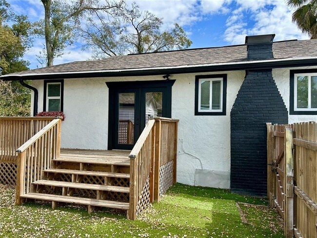 Foto del edificio - 706 E Flora St