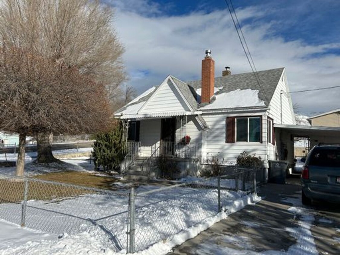 Primary Photo - Bridget Granny House