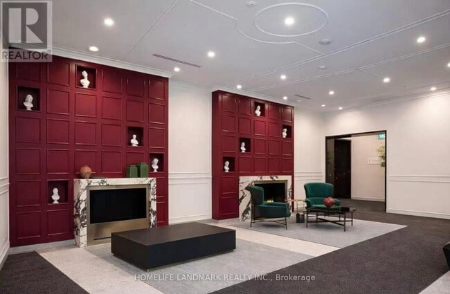 Building Photo - 180 Front St E