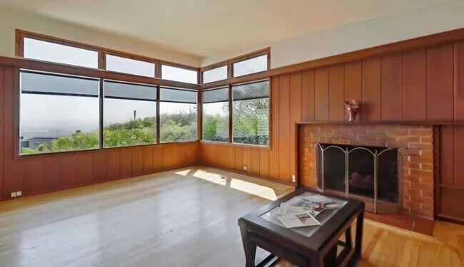 Foto del edificio - 1069 Sterling Ave