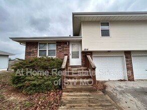 Building Photo - 1816 Tower Cir