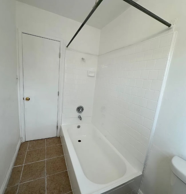 Building Photo - 121 N Atlantic Blvd