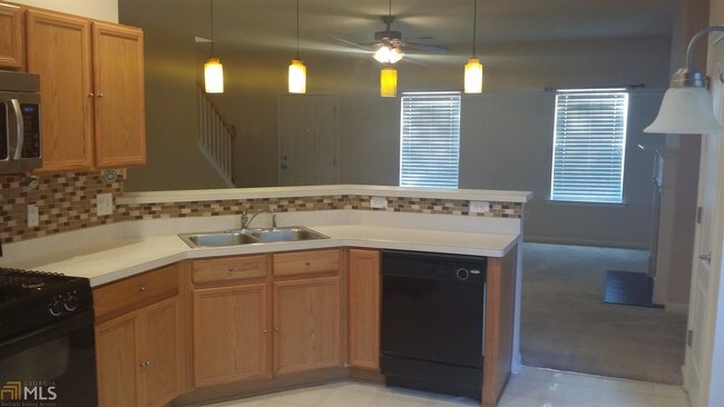 Building Photo - 3138 Imperial Cir SW