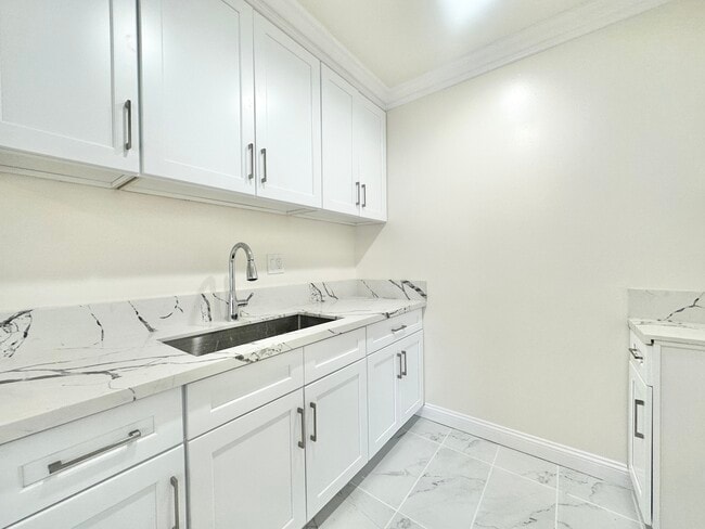 Foto del edificio - 20445 Saticoy St