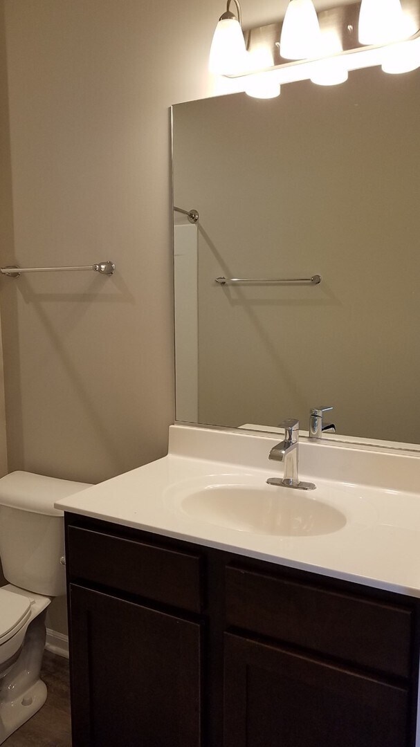 Foto del edificio - Chestnut - 2Br/2Ba Rental Home - First Floor