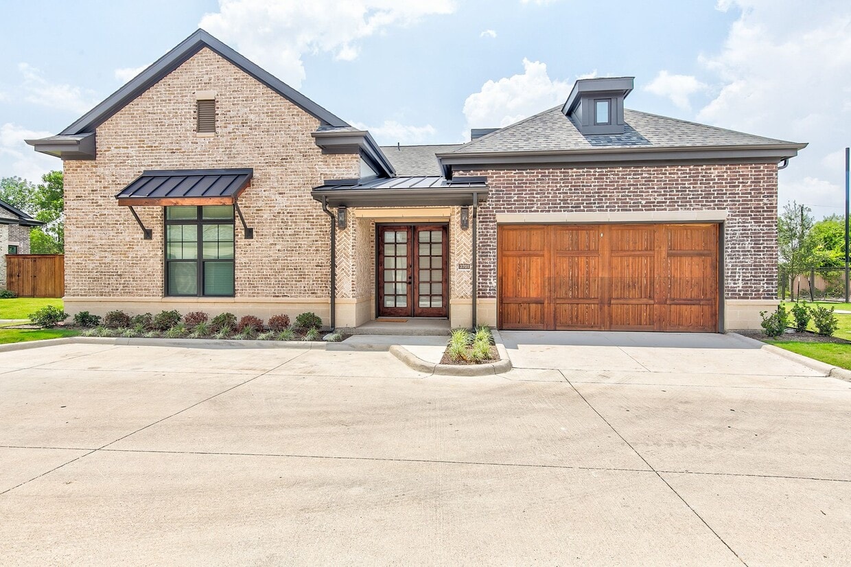 Elan Inwood Apartments Dallas, TX