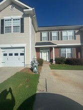 Building Photo - 405 Snead Way