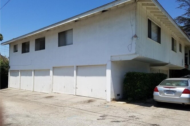 Foto del edificio - 221 N Vermont Ave