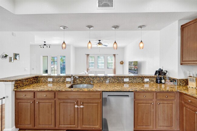 Foto del edificio - 228-228 SW 6th Ct