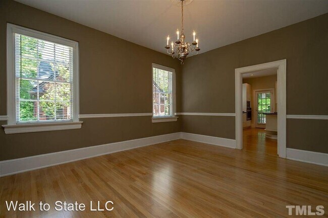 Building Photo - 3 br, 3 bath House - 1924 St. Mary's St.