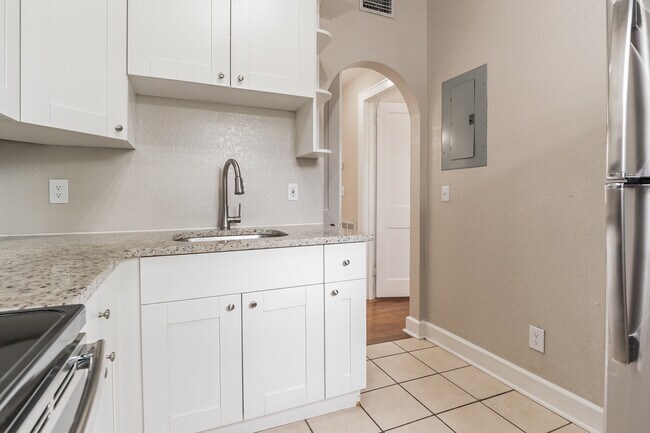 Foto del edificio - 3311-13 W. San Juan