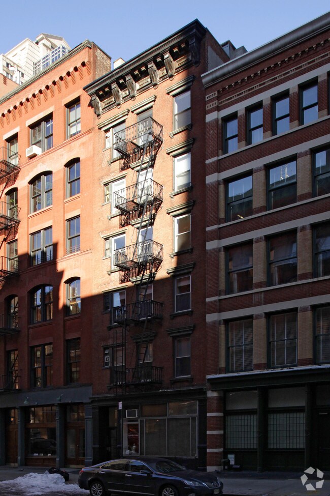 Foto principal - 184 Franklin St