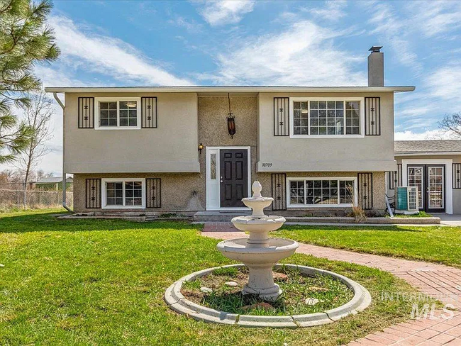 Building Photo - 10709 W Silver Fox Dr