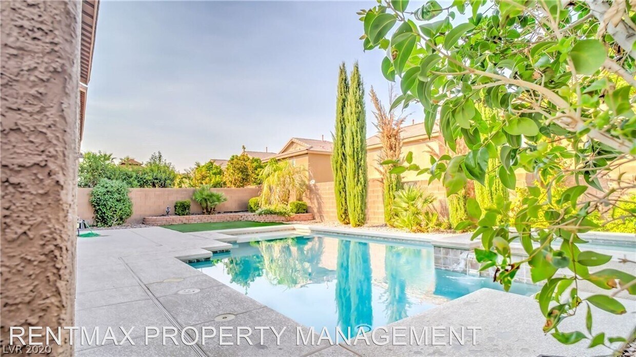 Primary Photo - 5 br, 4.5 bath House - 9228 DESERT HEAT AVE