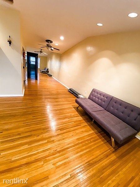 Foto principal - 3 br, 2.5 bath House - 8804 Fairfield Street
