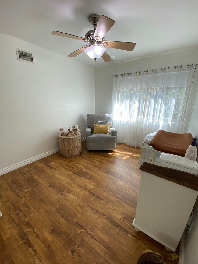 Foto del edificio - 11460 Dellmont Dr